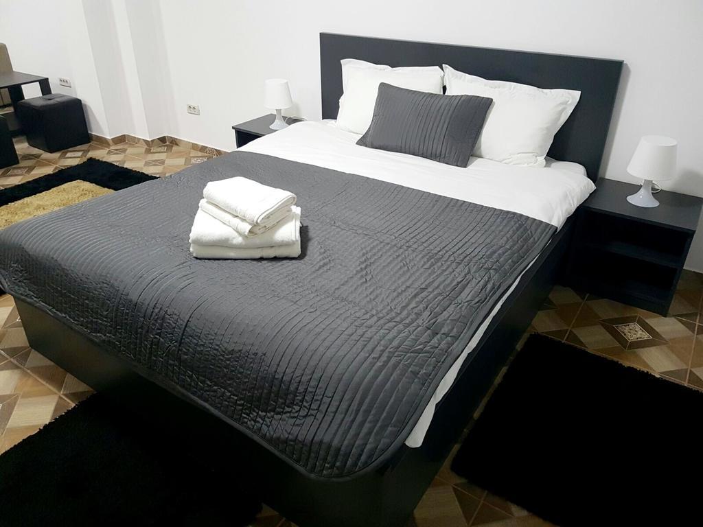Aparthomes Fundeni บูคาเรสต์ ภายนอก รูปภาพ